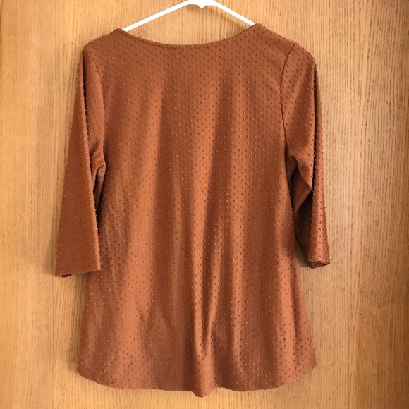SOLD—Rust Dotted 3/4 Sleeve Blouse Large - Picture 2 of 3